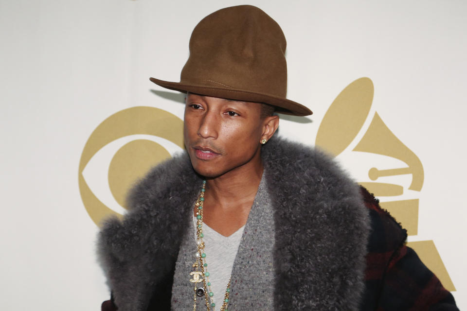 Pharrell Williams wearing a Vivienne Westwood hat in 2014. (Photo: Reuters/Jonathan Alcorn)