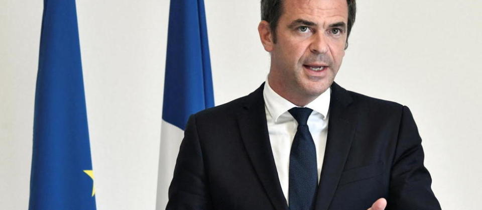 Olivier Véran rejoint lundi les autres ministres de la Santé du G7 pour évoquer à Londres le nouveau variant Omicron. 
