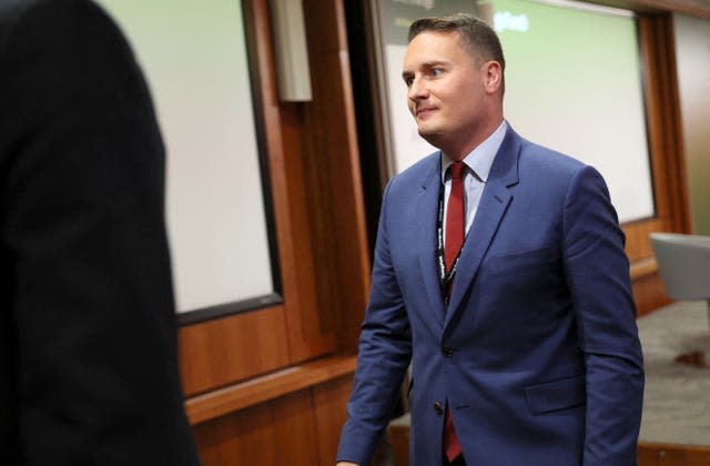 Health Secretary Wes Streeting walking