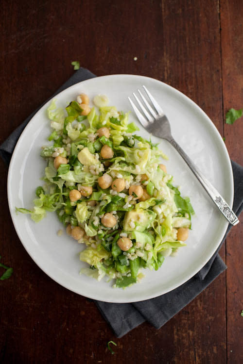 <strong>Get the <a href="http://naturallyella.com/2014/01/26/avocado-chickpea-salad/" target="_blank">Avocado Chickpea Salad recipe</a> from Naturally Ella</strong>