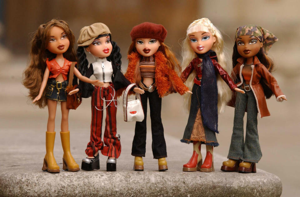 5 bratz dolls