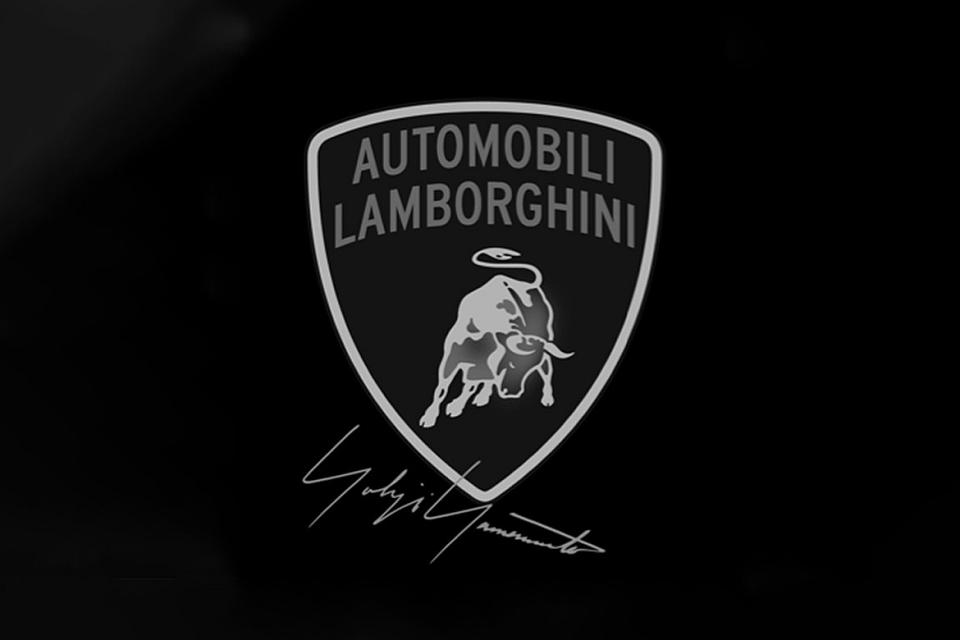 https___hk.hypebeast.com_files_2020_09_yohji-yamamoto-lamborghini-collab-anouncement-1.jpg