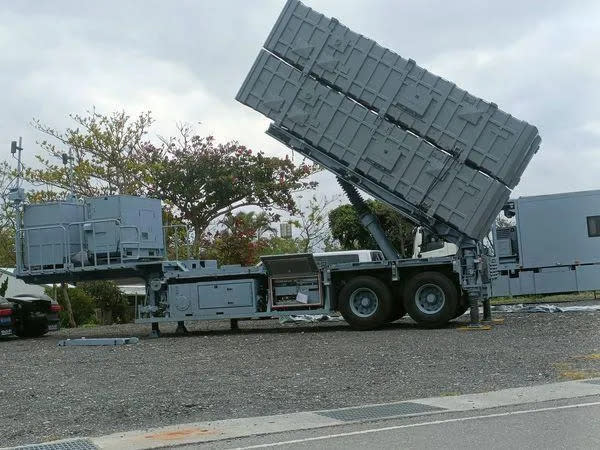 海軍海鋒大隊飛彈發射車。（圖/讀者提供）