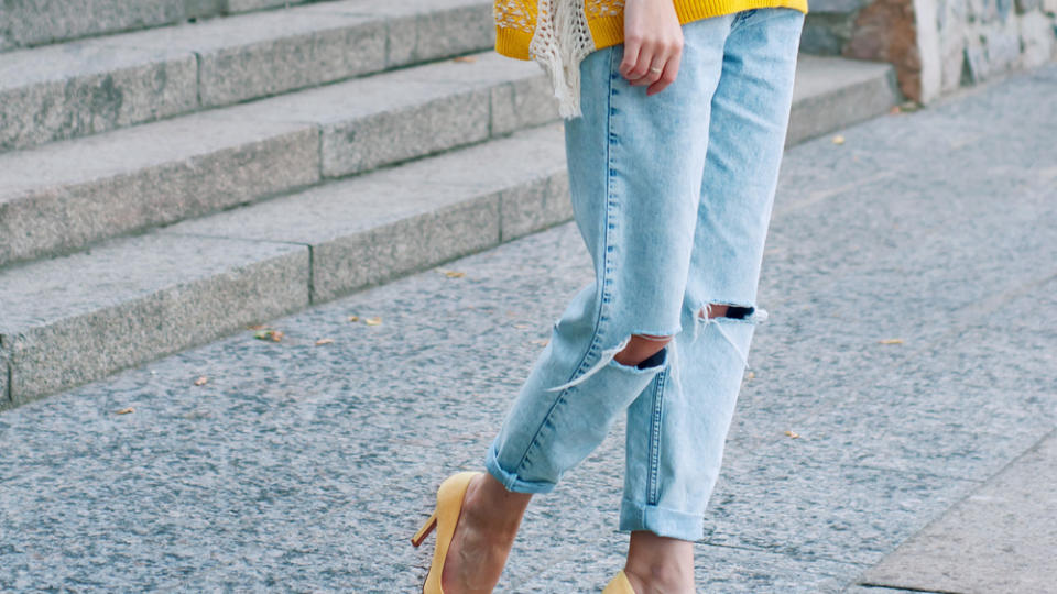 Hohe Pumps verleihen der maskulinen Boyfriend-Jeans im Nu eine feminine Note