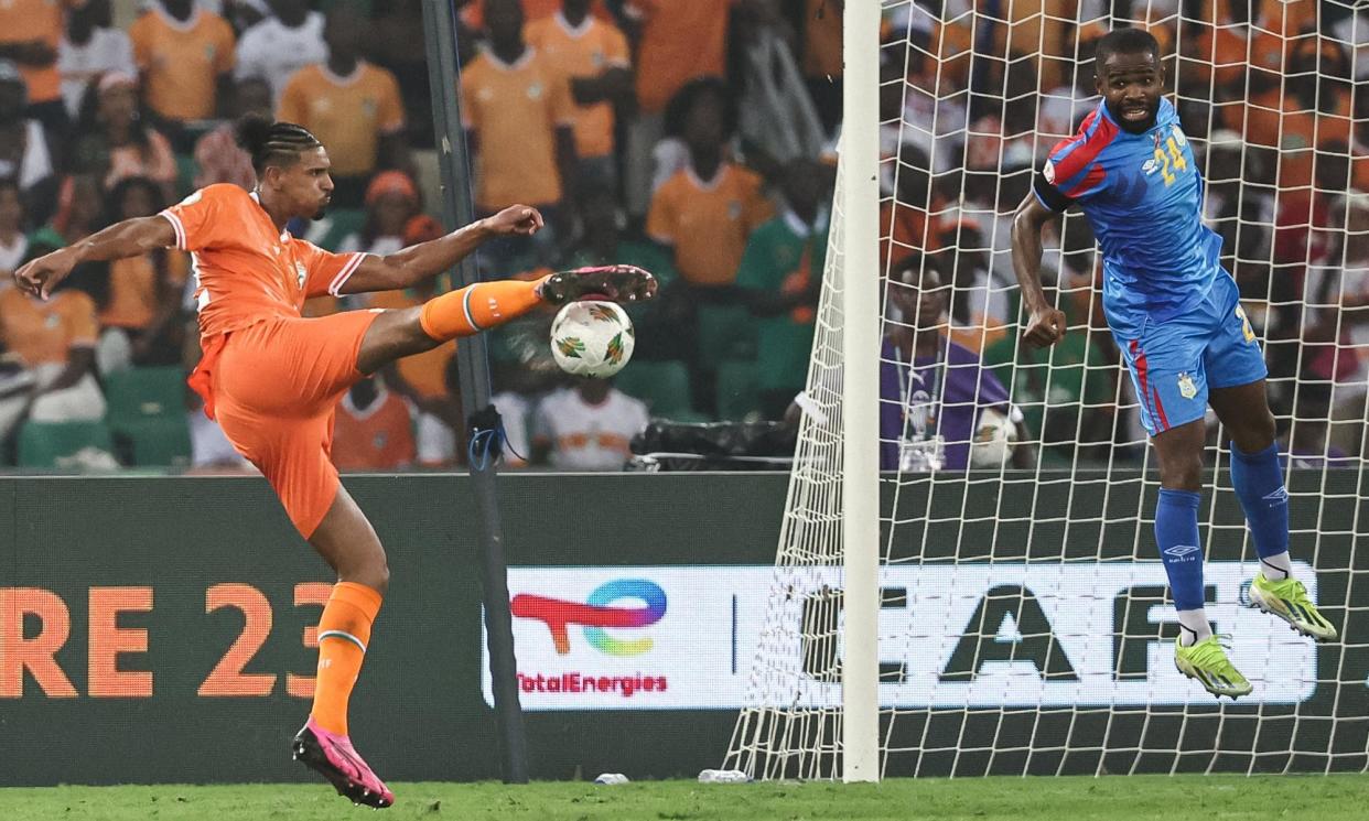 <span>Ivory Coast’s Sébastien Haller volleys home to send the hosts through to the Africa Cup of Nations final.</span><span>Photograph: Franck Fife/AFP/Getty Images</span>