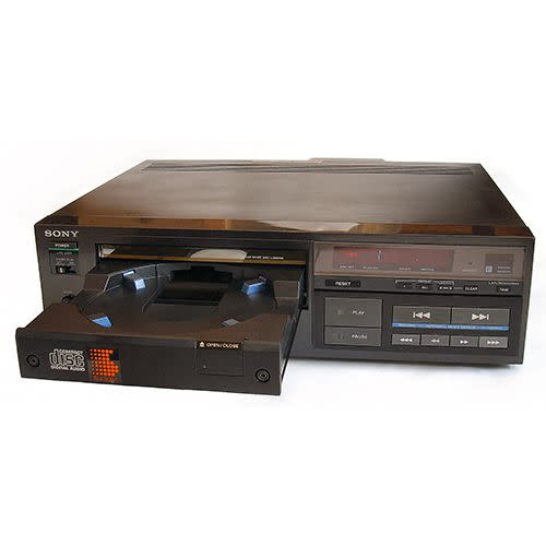 1982: Sony CDP-101 CD Player