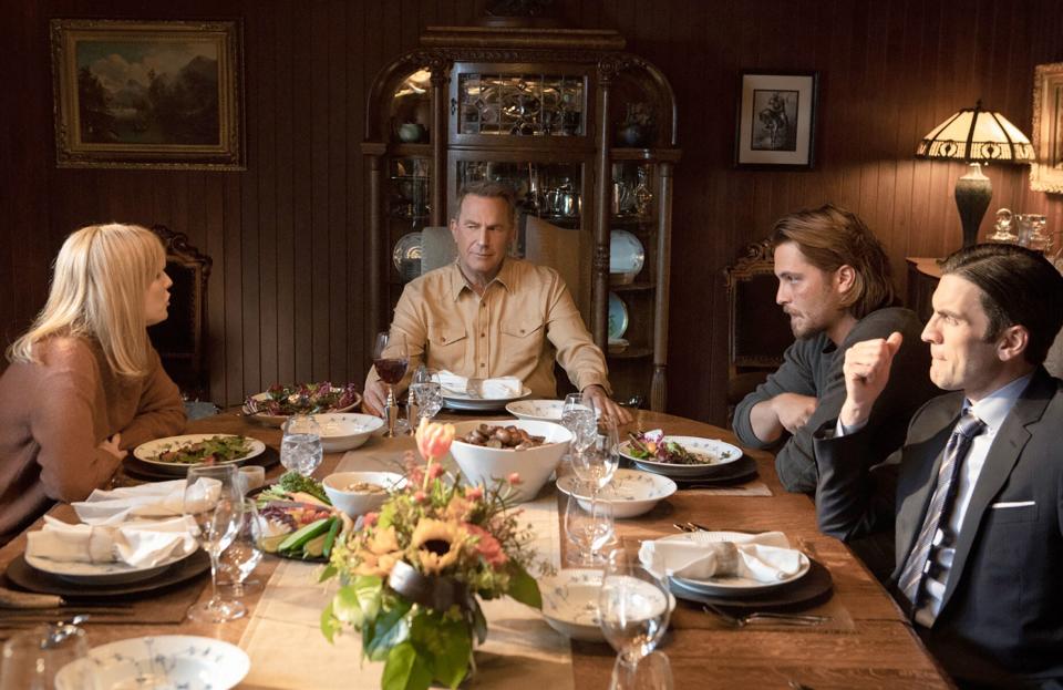 YELLOWSTONE, from left: Kelly Reilly, Kevin Costner, Luke Grimes, Wes Bentley, 'The Reek of Desperation', (Season 2, ep. 203, aired July 10, 2019).