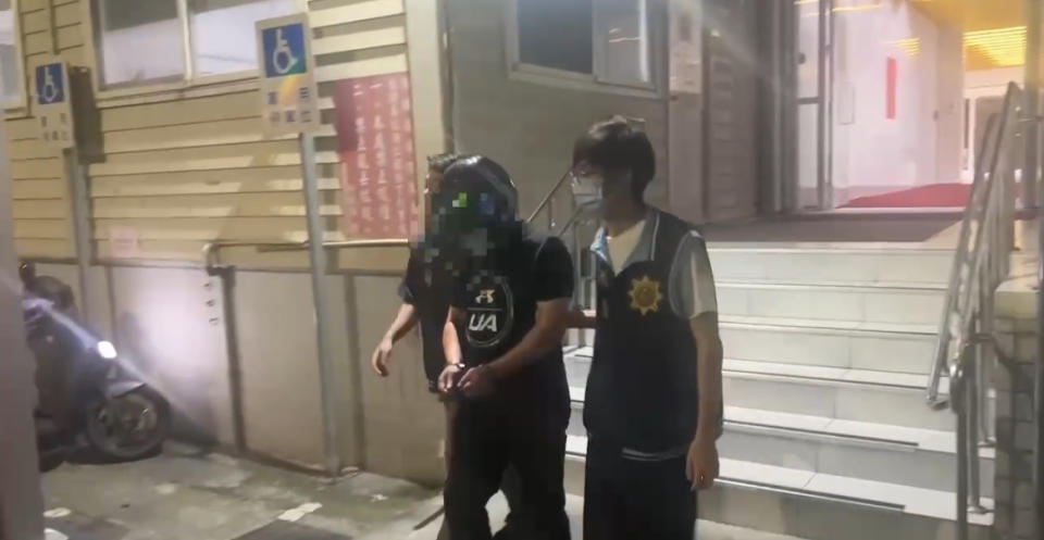 警方將鍾男移送法辦。（記者徐煜勝翻攝）