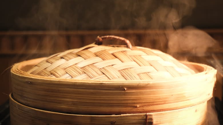 bamboo steamer basket with lid