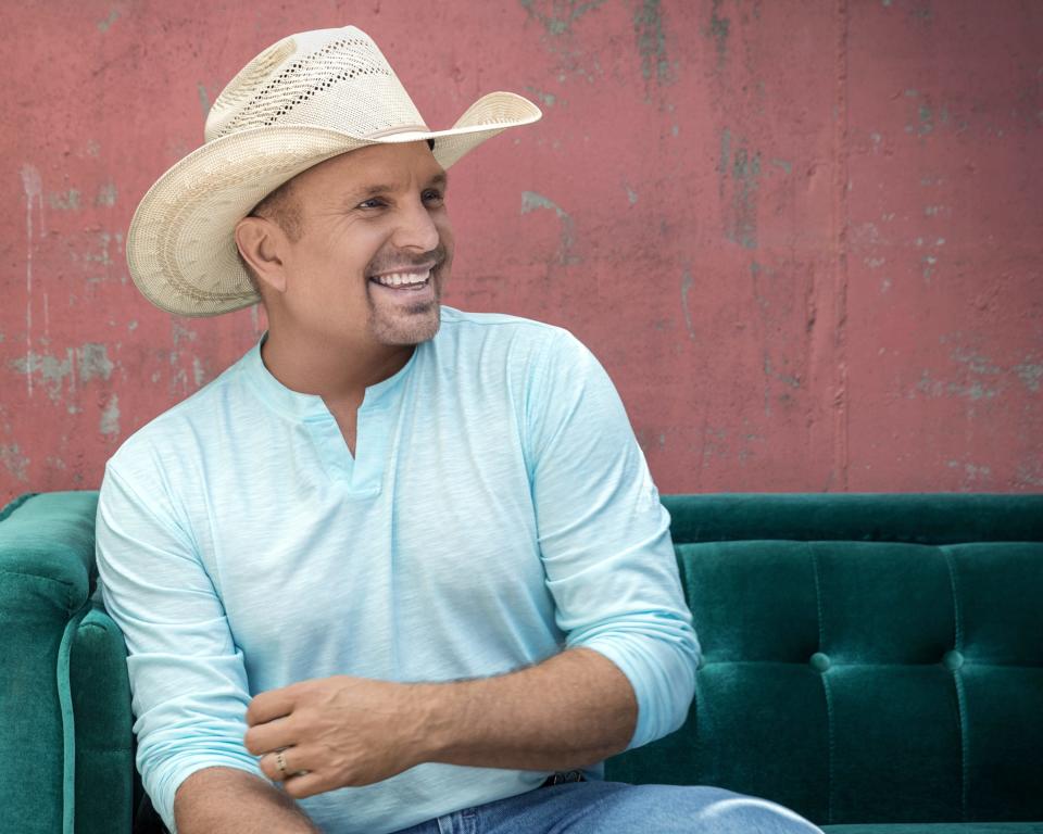 Garth Brooks' sportsthemed Tailgate Radio hits TuneIn in time for