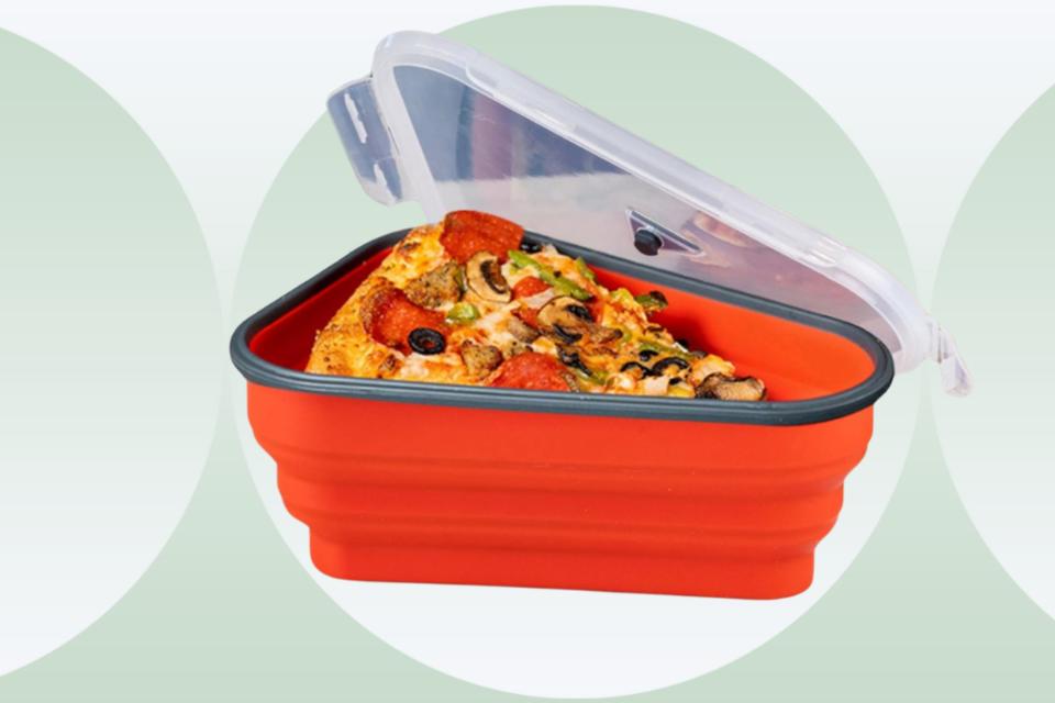 Pizza container for leftover slices.