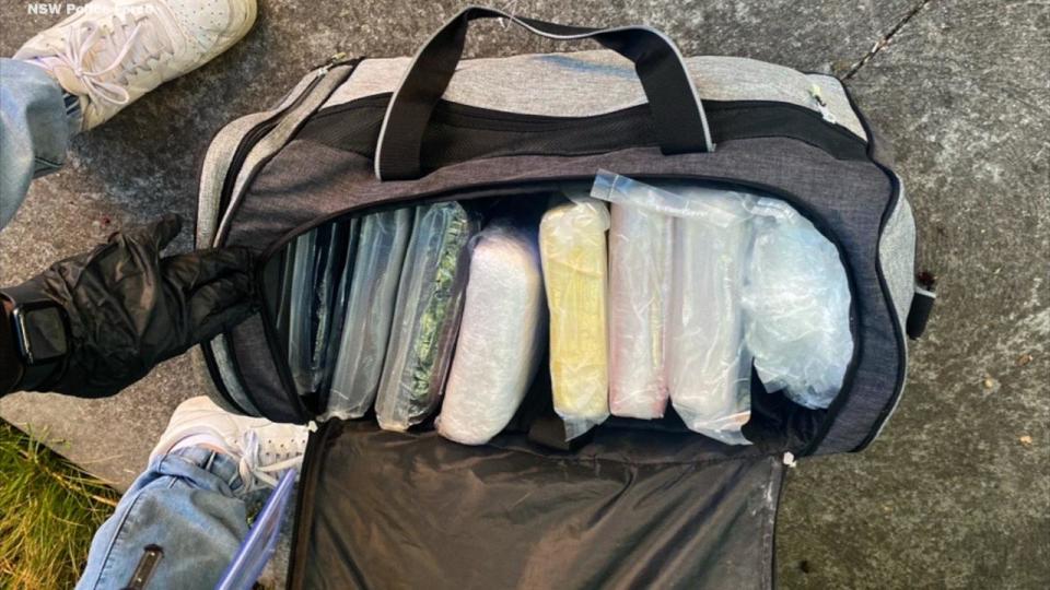 Police bust 'dangerous and destructive' cocaine gang