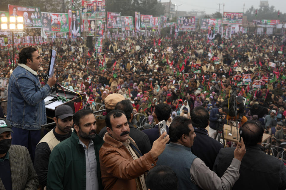 Bilawal Bhutto Zardari, left, Chairman of Pakistan People's Party addresses supporters at an election campaign rally, in Bhalwal, Pakistan, Wednesday, Jan. 24,2024. (AP Photo/Anjum Naveed)