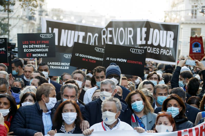 Restaurants, cafes and bars owners protest against government closure measures in France