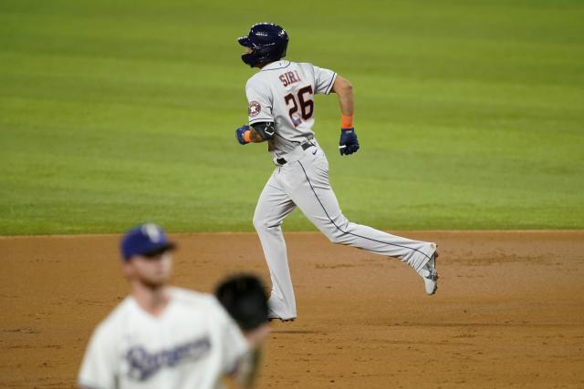 Houston Astros starting pitcher Zack Greinke throws during the third inning  of the team's baseball game against the Texas Rangers in Arlington, Texas,  Tuesday, Sept. 14, 2021. (AP Photo/Tony Gutierrez Stock Photo 