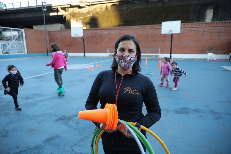  Eugenia Sanguinetti, profesora de patín ad honorem del Club Deportivo Giuffre 