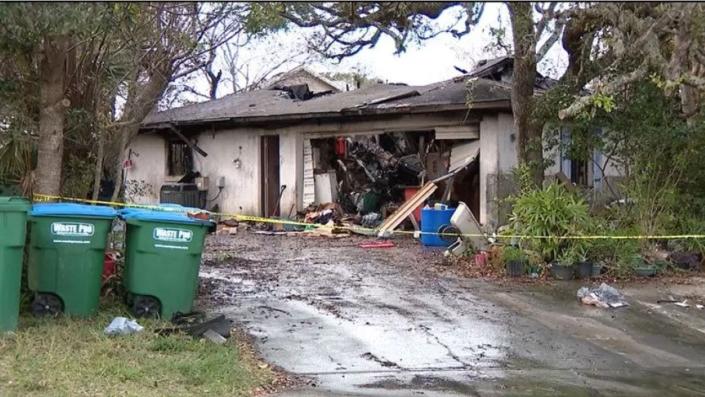 Florida home damaged in Christmas fire