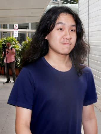 Teen blogger Amos Yee arrives at the State Courts in Singapore September 28, 2016. REUTERS/Edgar Su/File Photo