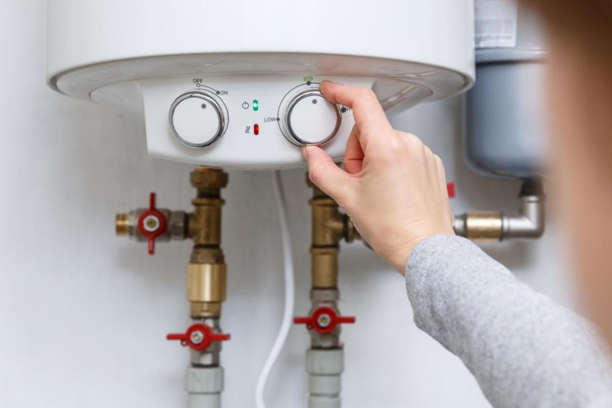 Gas vs. Electric Water Heater Monthly Cost