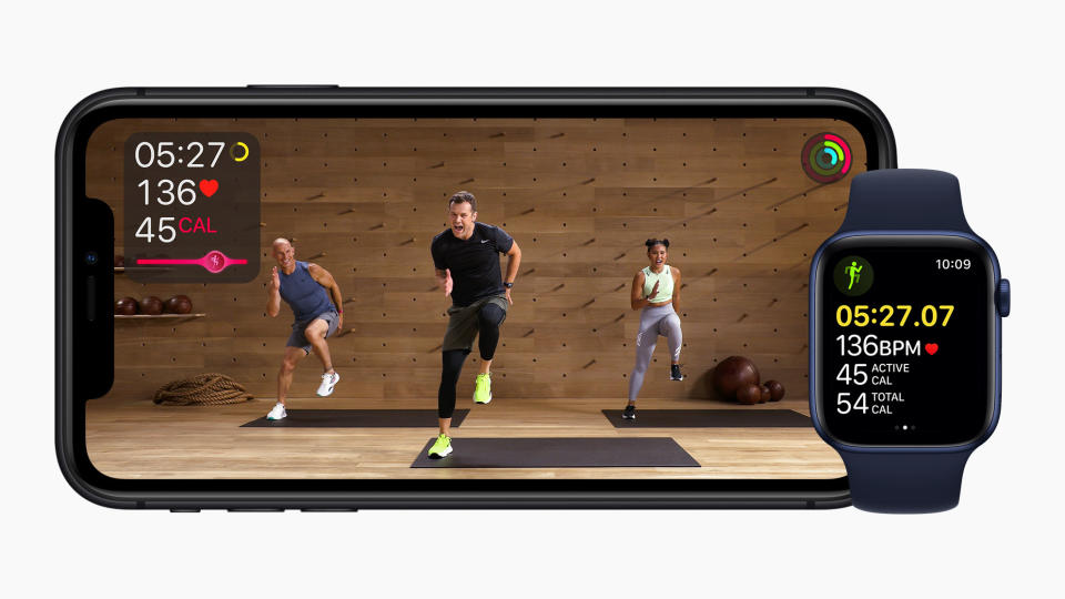 A personalized fitness experience comes to life with Apple Watch.