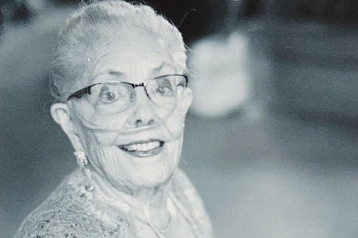 97-year-old Mary Jo Staub froze to death outside assisted-living center, lawsuit says