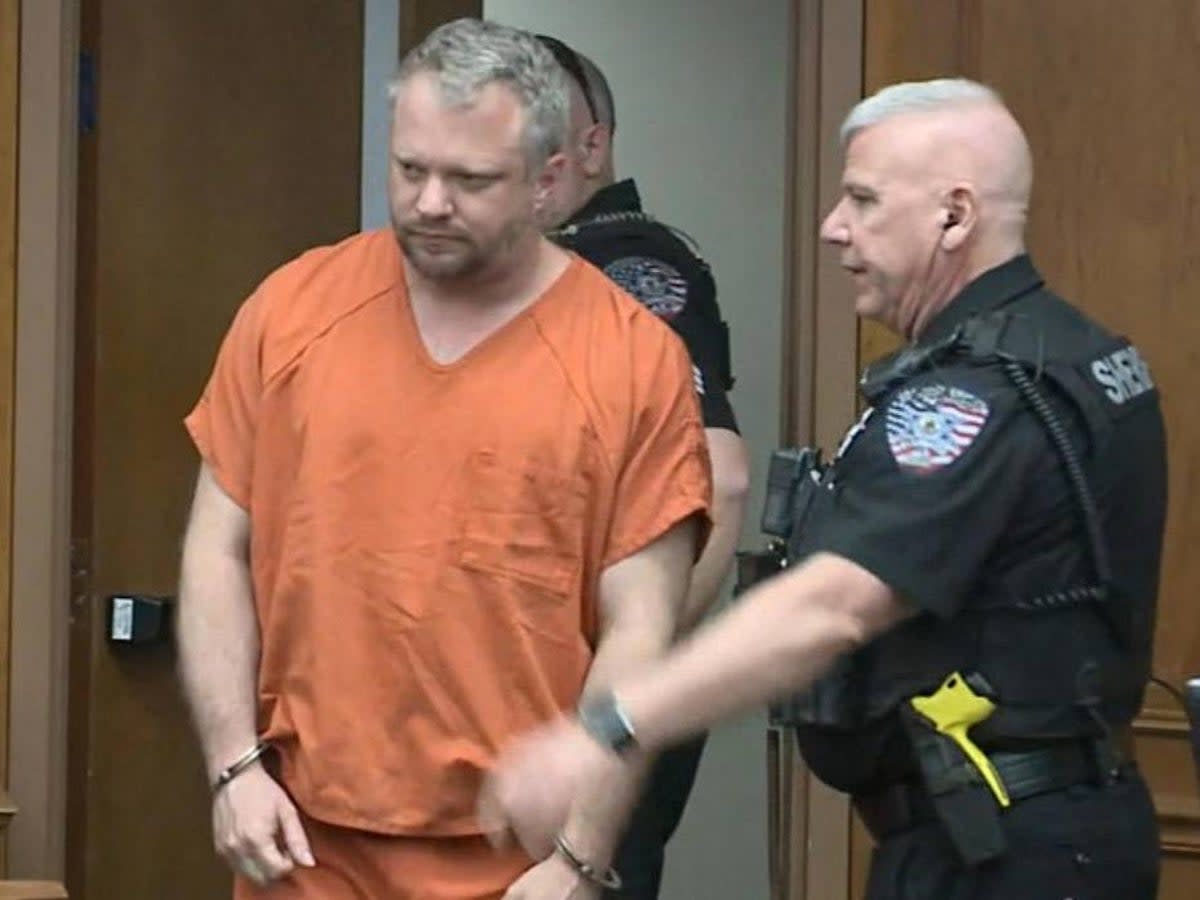 James Craig appears in Colorado court charged with killing his wife (CBS Colorado)