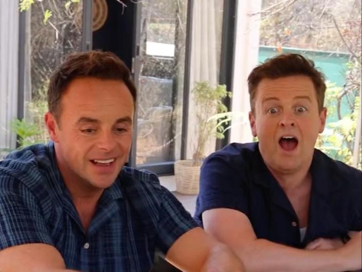 Ant และ Dec แสดงปฏิกิริยาด้วยความประหลาดใจกับรายการ 'I'm a Celebrity 2022' (Twitter)