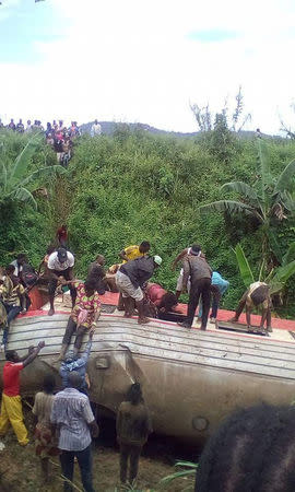 A derailed train is seen in Eseka, Cameroon, October 21, 2016. REUTERS/Mahamat Mazou Aboubakar