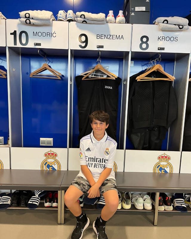 Alejandro Sanz y su hijo Dylan en la ciudad deportiva del Real Madrid