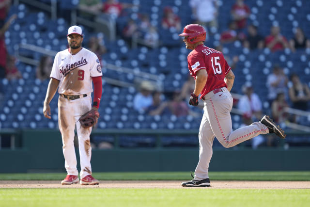 Kennedy wins in his major league return and De La Cruz has 4 hits