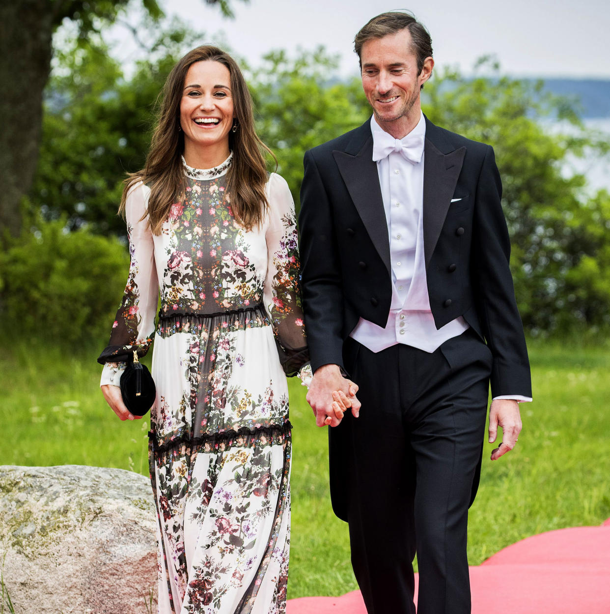 Pippa Middleton Gives Birth to 2nd Child With Husband James Matthews