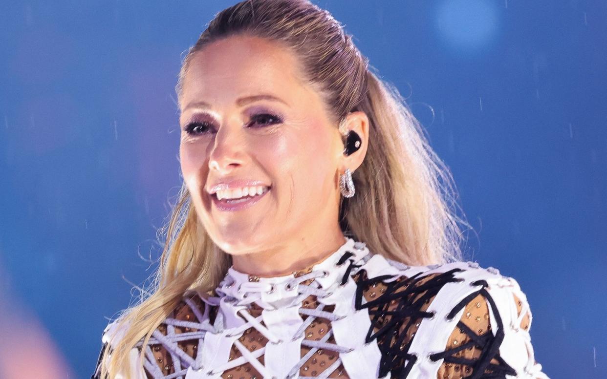 Helene Fischer und weitere Stars appellieren im Rahmen einer Polit-Aktion des "Stern"-Magazins an ihre Fans, die Demokratie in Deutschland zu schützen. (Bild: 2022 Getty Images/Andreas Rentz)