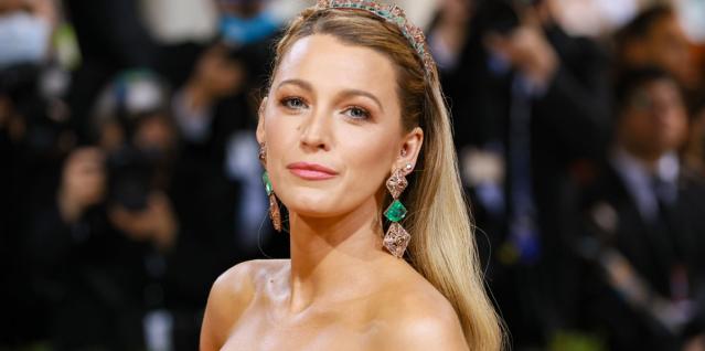 Blake Lively Officially Declared the Start of Sweater Season in a