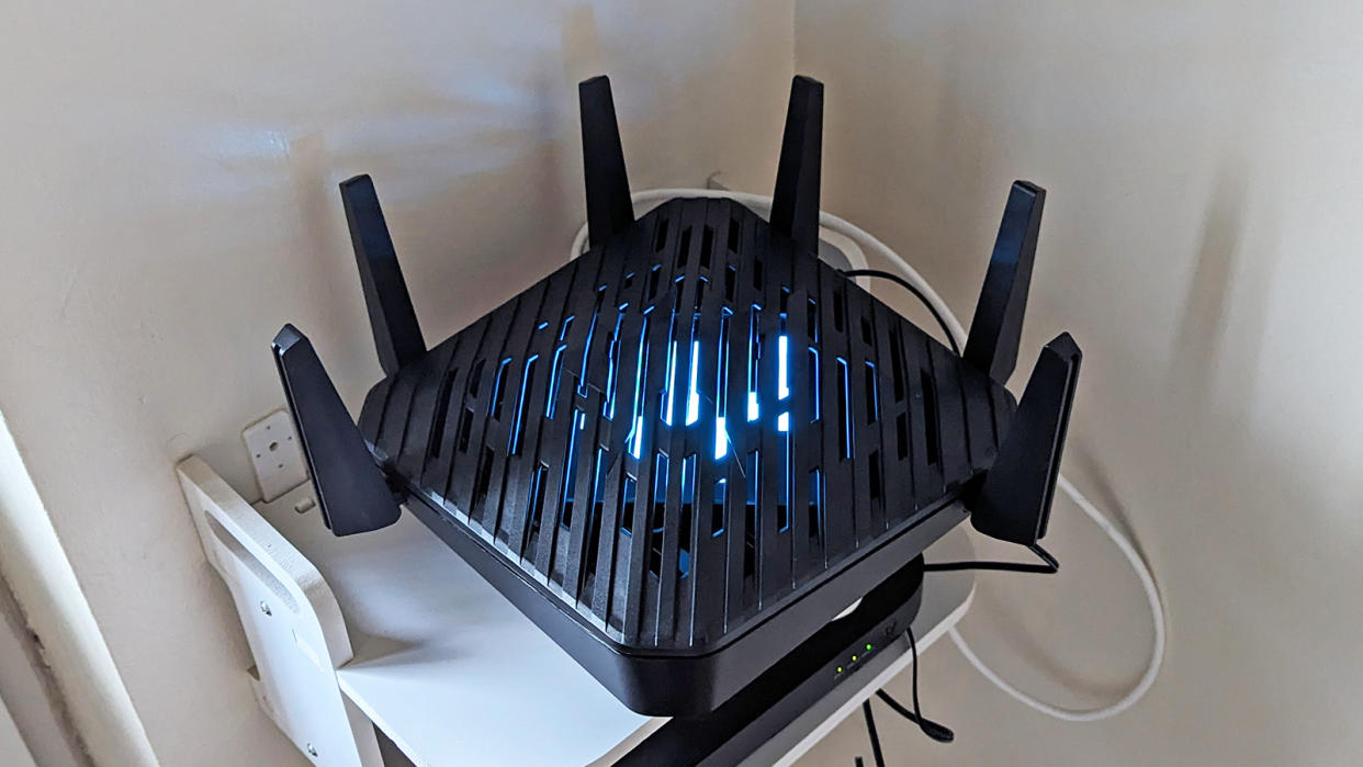  Acer Predator Connect W6 router. 