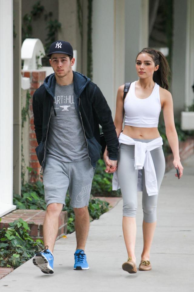 Nick Jonas' Girlfriend Olivia Culpo Puts Toned Tummy On Display