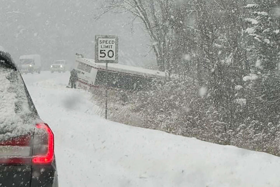 Heavy snow along Route 4 in Killington, Vt., on Tuesday. (Killington Police Department)