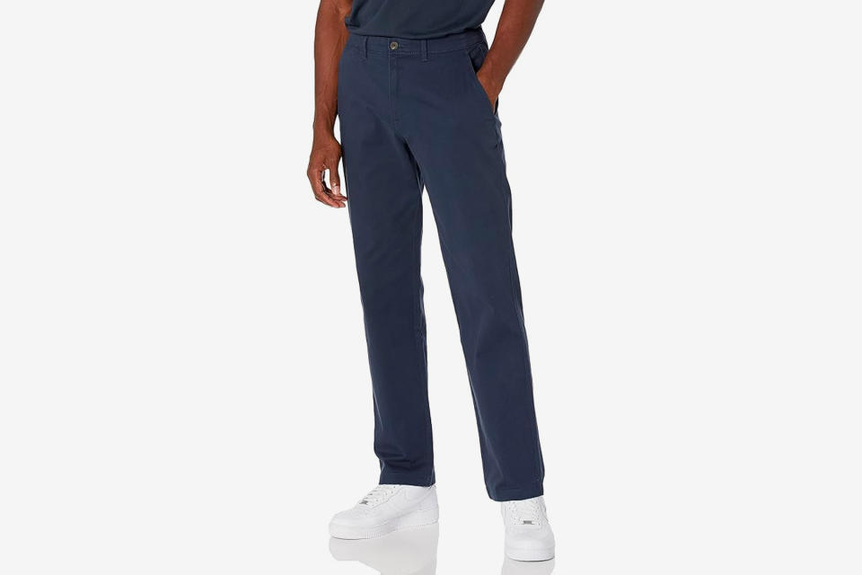 Amazon Essentials Classic-Fit Casual Stretch Khaki Pant