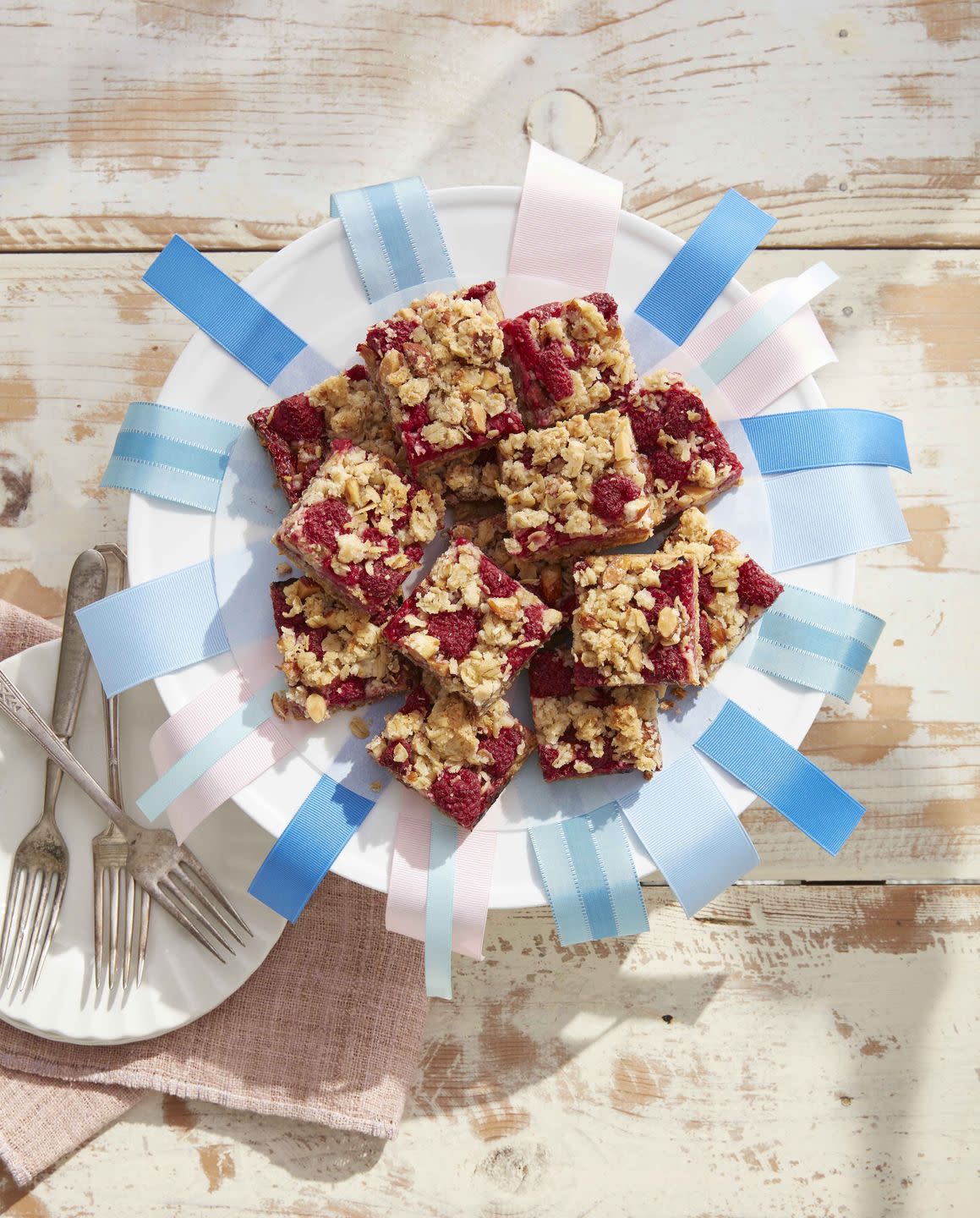 raspberry crumb bars