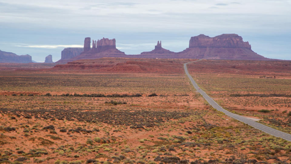 U.S. Highway 163 führt schnurstracks zum Monument Valley