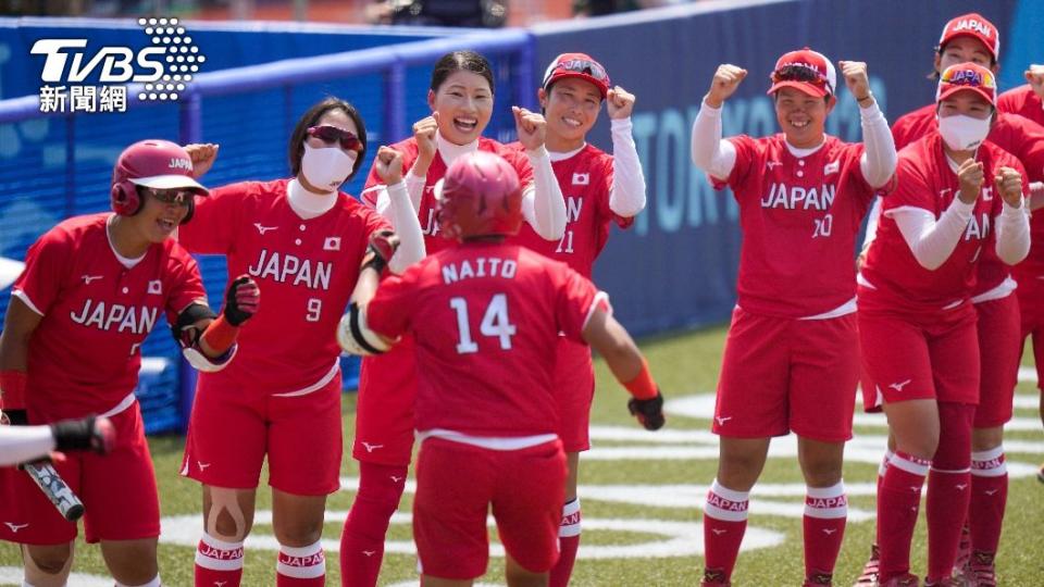 日本女壘對戰澳洲剛剛拿到首勝。（圖／達志影像美聯社）