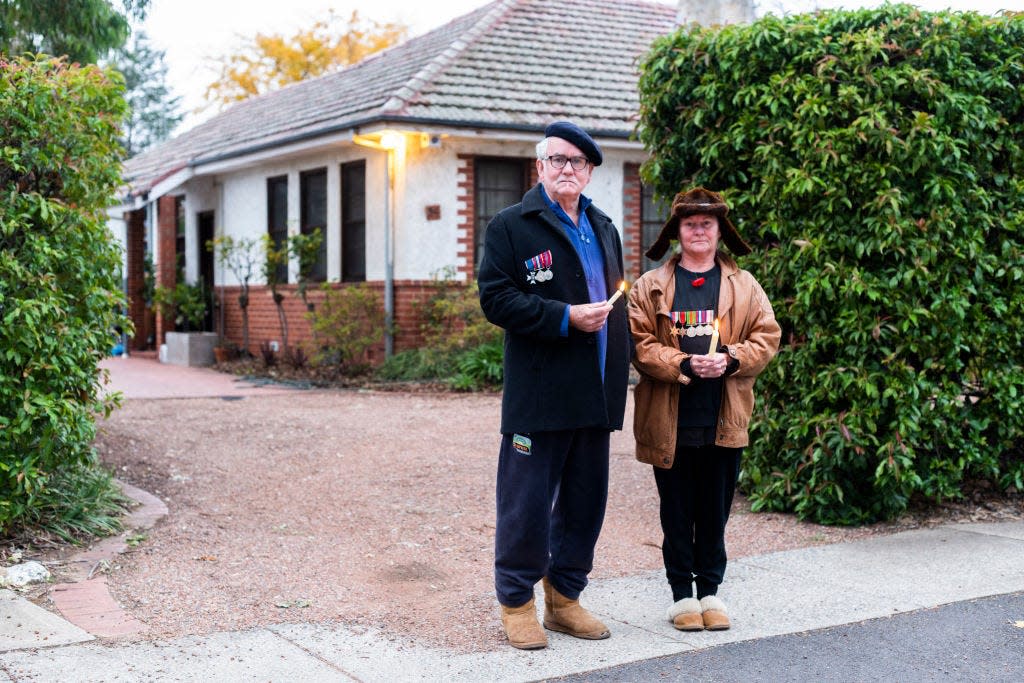 canberra holding candle 2020