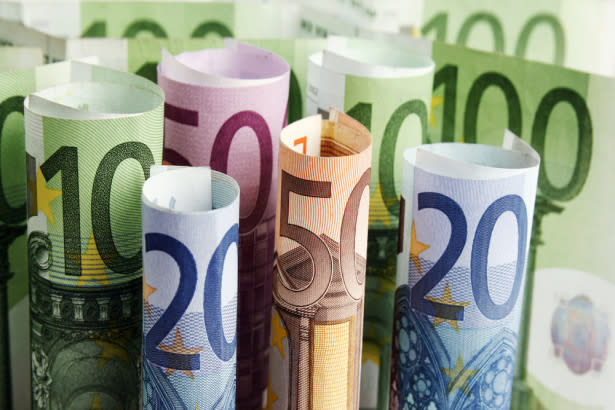 EUR/USD Forecast – Euro Continues to Consolidate