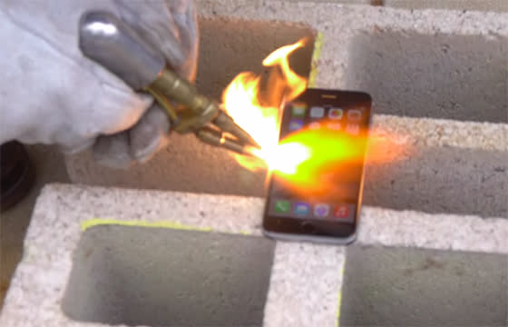 用3000多度的火來燒iPhone 6，下場如何？