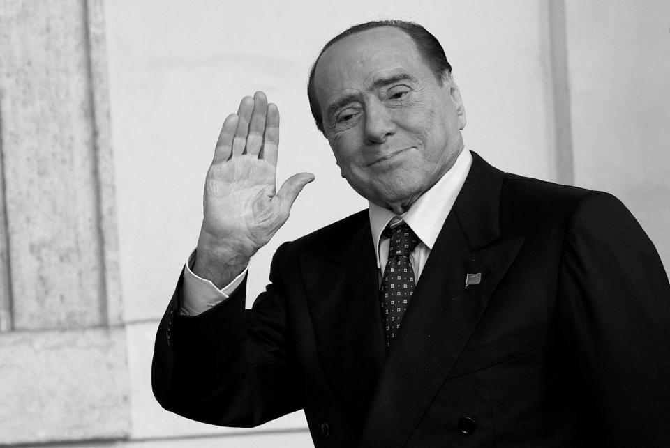 Forza Italia leader and former Prime Minister Silvio Berlusconi arrives for a meeting with Italian President Sergio Mattarella at the Quirinale Palace in Rome, Italy October 21, 2022. REUTERS/Guglielmo Mangiapane