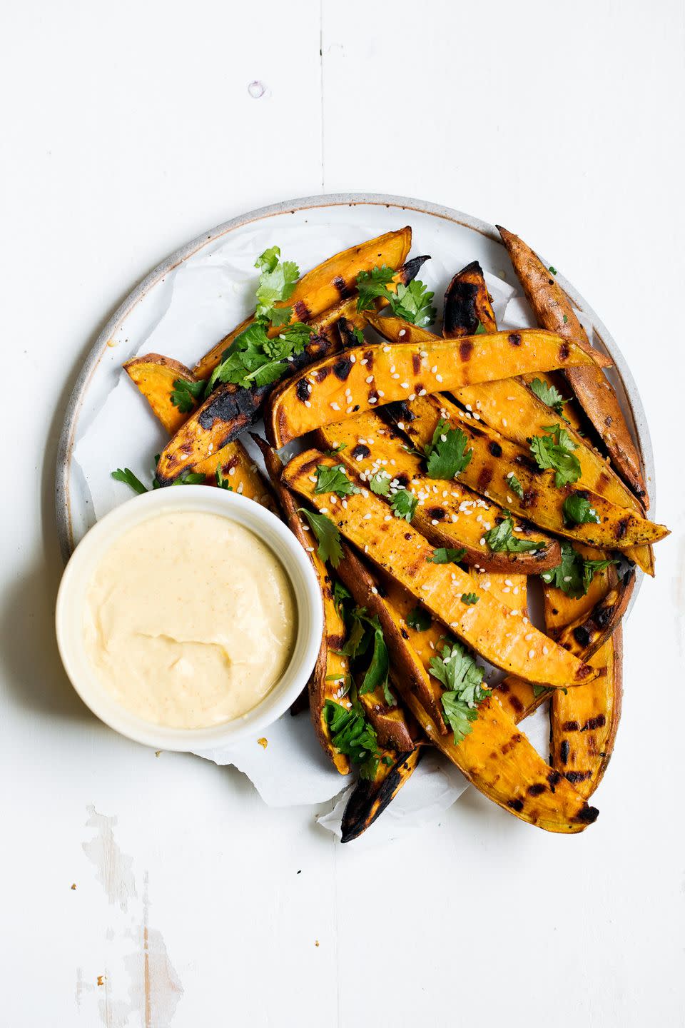 Sesame Garlic Grilled Sweet Potato Fries with Yogurt Curry Dip