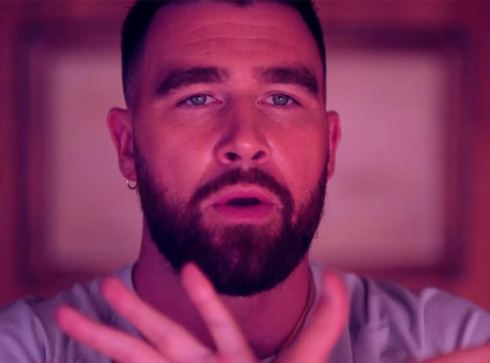 Travis Kelce, Grotesquerie trailer