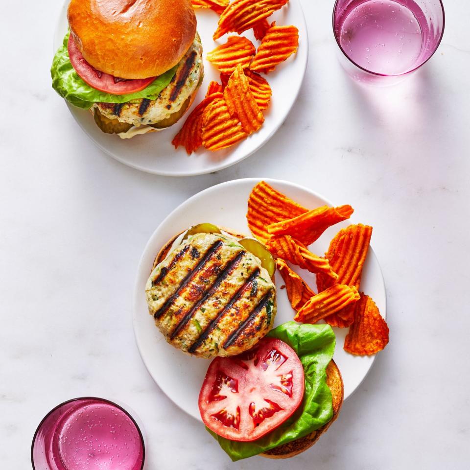 Grilled Turkey-Zucchini Burgers