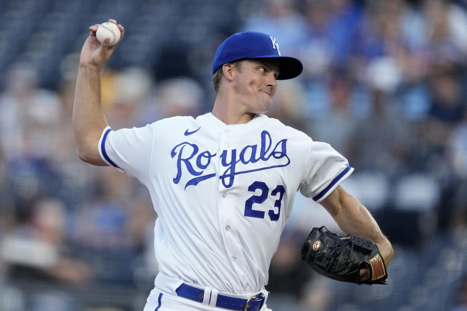 Kansas City Royals starting pitcher Zack Greinke throws during the first inning of a baseball game against the Pittsburgh Pirates Monday, Aug. 28, 2023, in Kansas City, Mo. (AP Photo/Charlie Riedel)