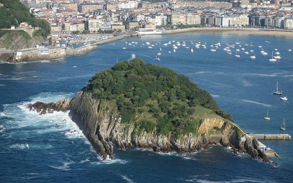 La Isla de Santa Clara, San Sebastián