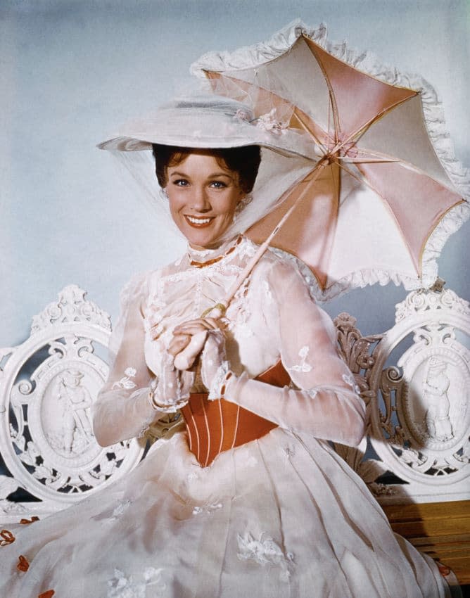 La actriz Julie Andrews en su papel de Mary Poppins